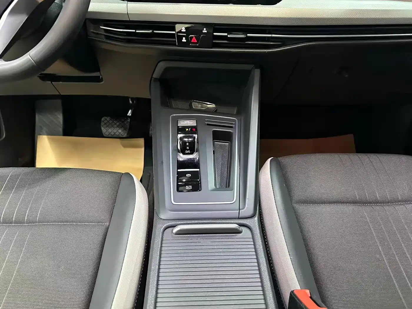 Volkswagen Golf 2023 280TSI DSG Pro фото 12