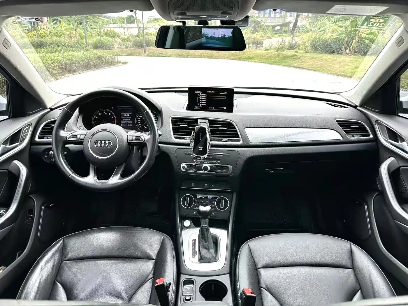 Audi Q3 2018 30th Anniversary Edition 30 TFSI Style фото 6