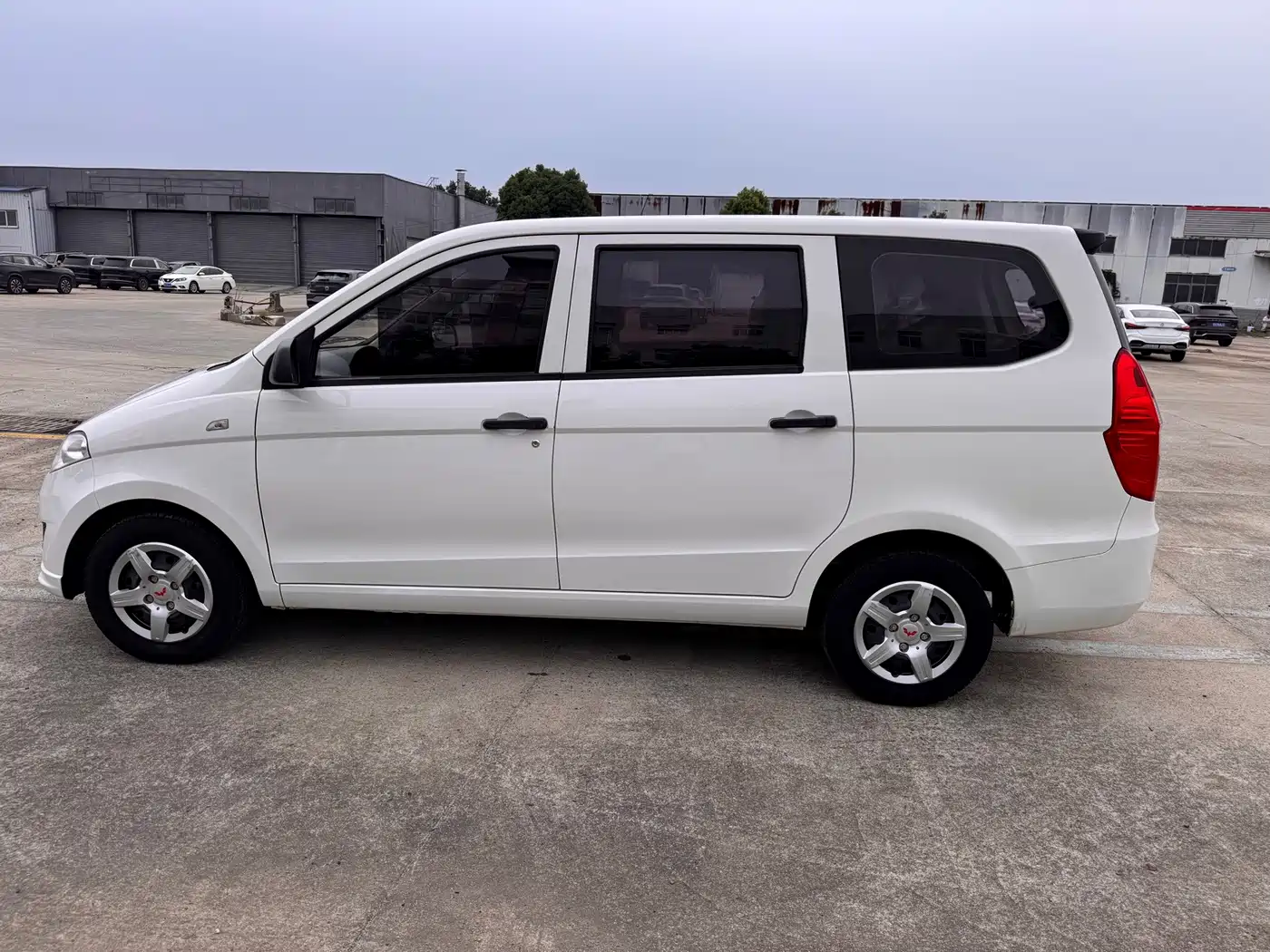 Wuling Motors Wuling Hongguang 2023 2021 1.5L S Basic LAR