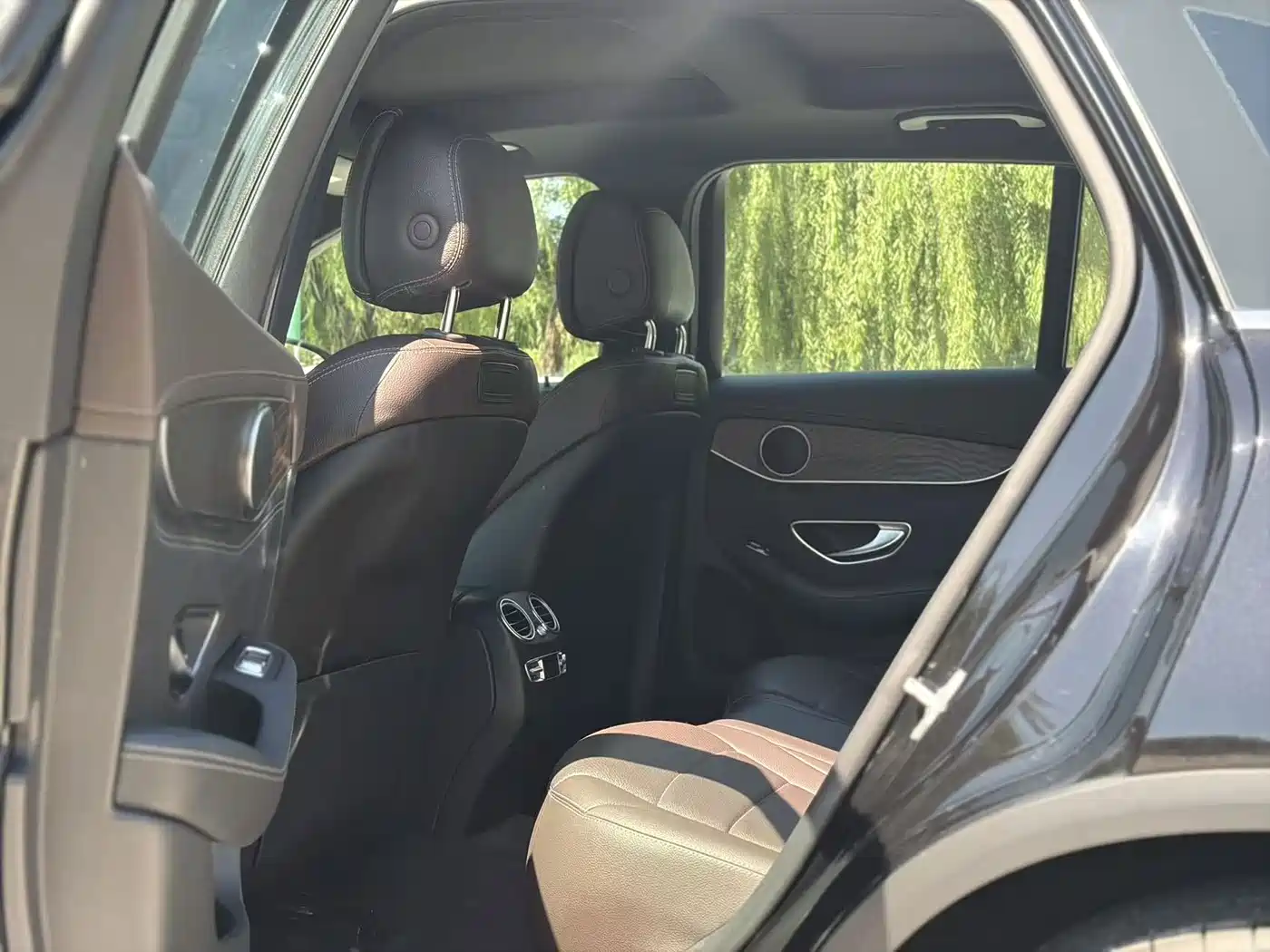Mercedes-Benz GLC 2016 2016 GLC 300 4MATIC Dynamic