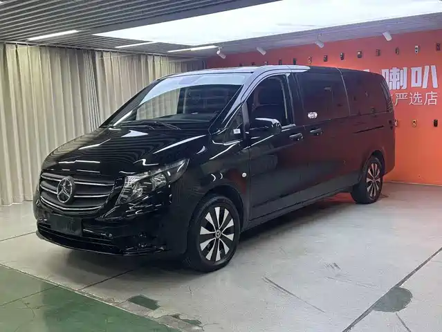 Mercedes-Benz Vito 2.0T, Бизнес, 7 мест