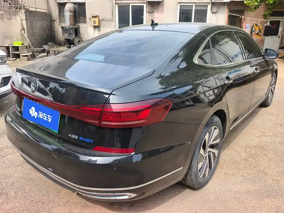 Volkswagen Passat New Energy 2022 430PHEV Hybrid Luxury Edition фото 3