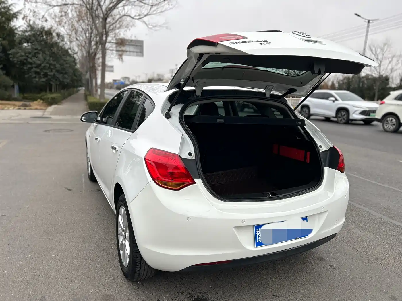 Buick Excelle 2013 Model XT 1.6L Automatic Comfort фото 15