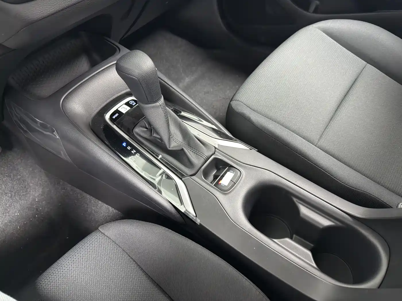 Toyota Corolla 2024 Model 1.2T Pioneer Edition фото 11