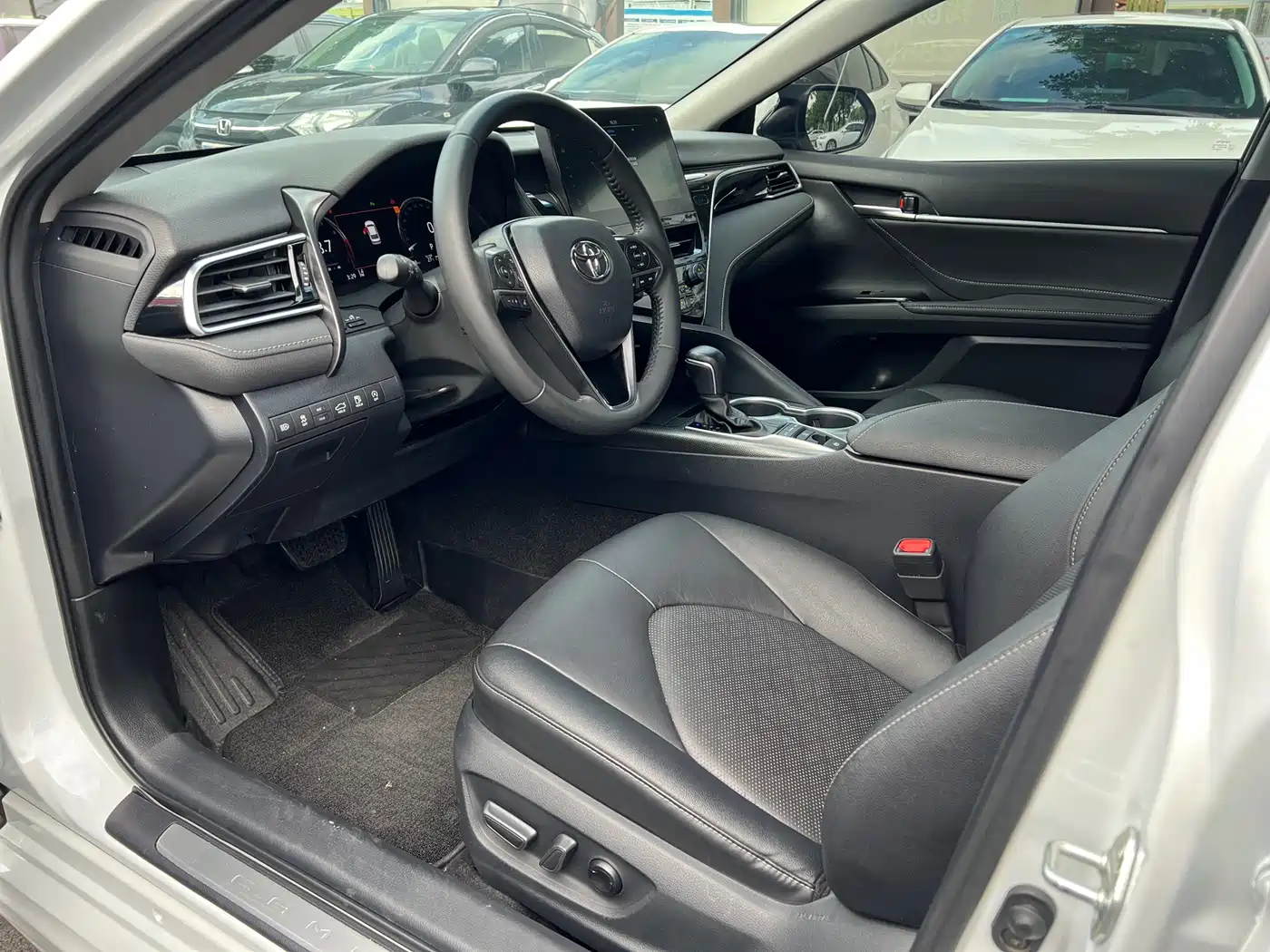 Toyota Camry 2021 2.5S Feng Shang Edition фото 4