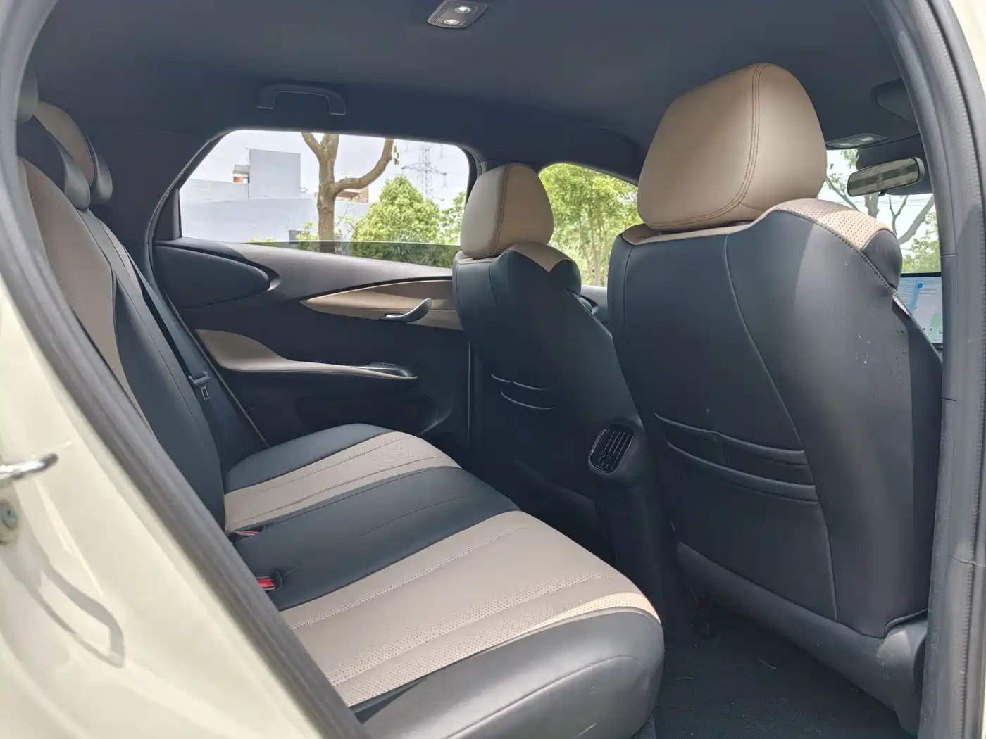 BYD Dolphin 2025 Smart Drive Edition 420km Freedom Version фото 18