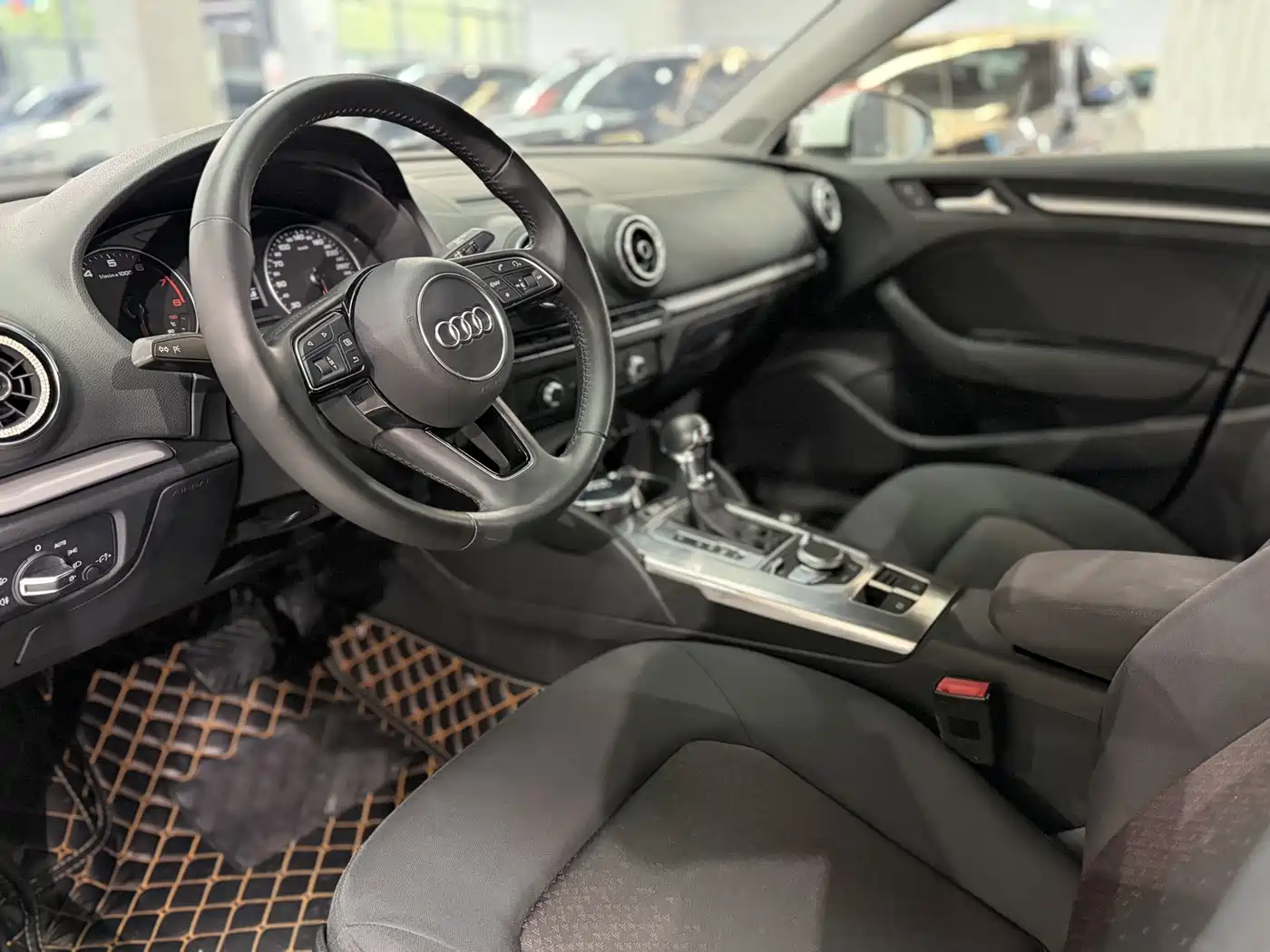 Audi A3 2019 Limousine 35 TFSI Progressive China VI фото 5