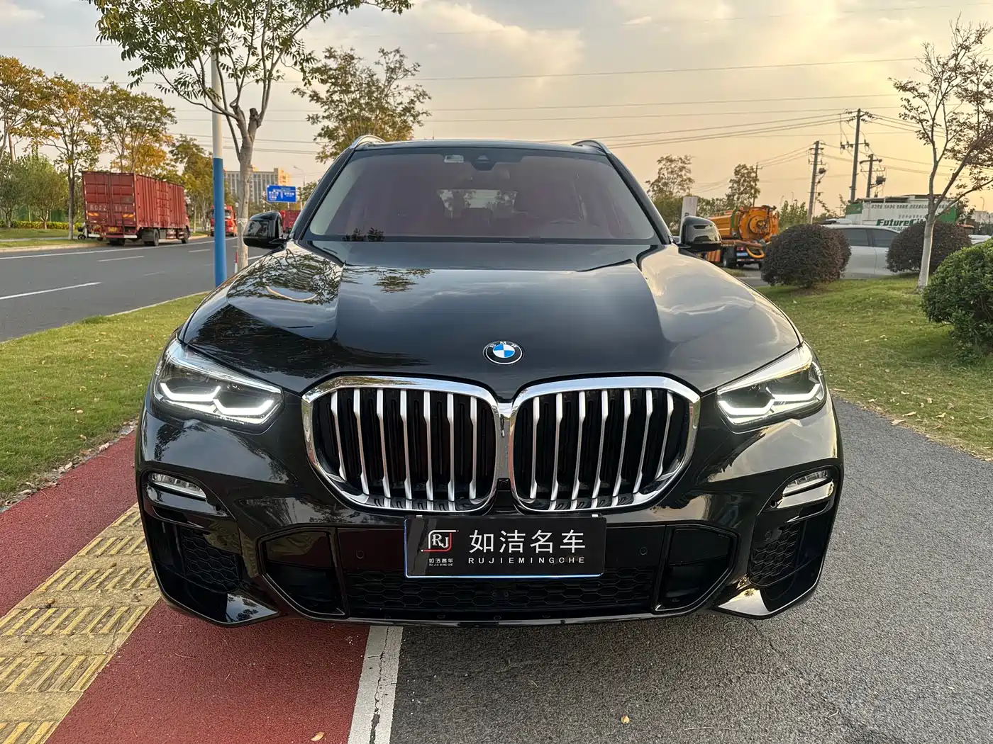 BMW X5 (Import) 2021 xDrive30i M Sport Package фото 2