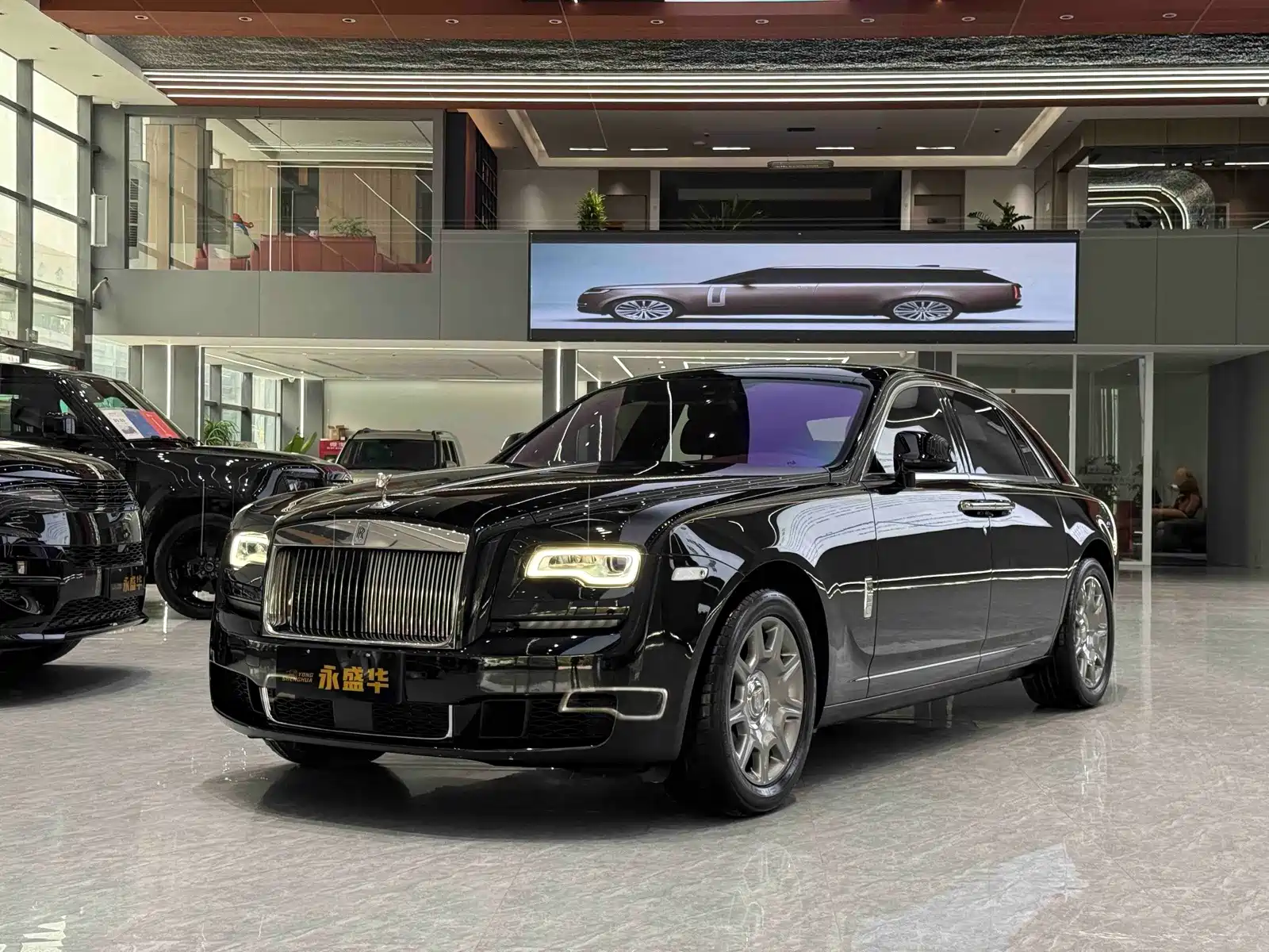 Фото 1 - Rolls-Royce Ghost