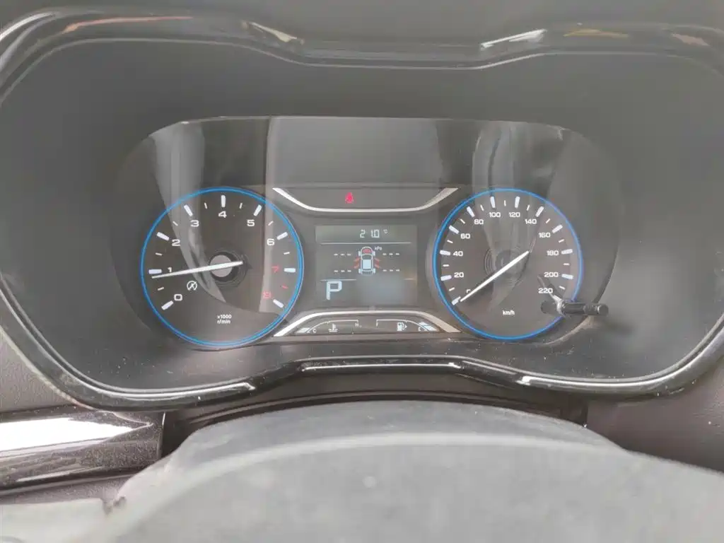 GAC Trumpchi Trumpchi GS4 2019 270T Automatic 2WD Luxury Smart Connect Edition фото 4