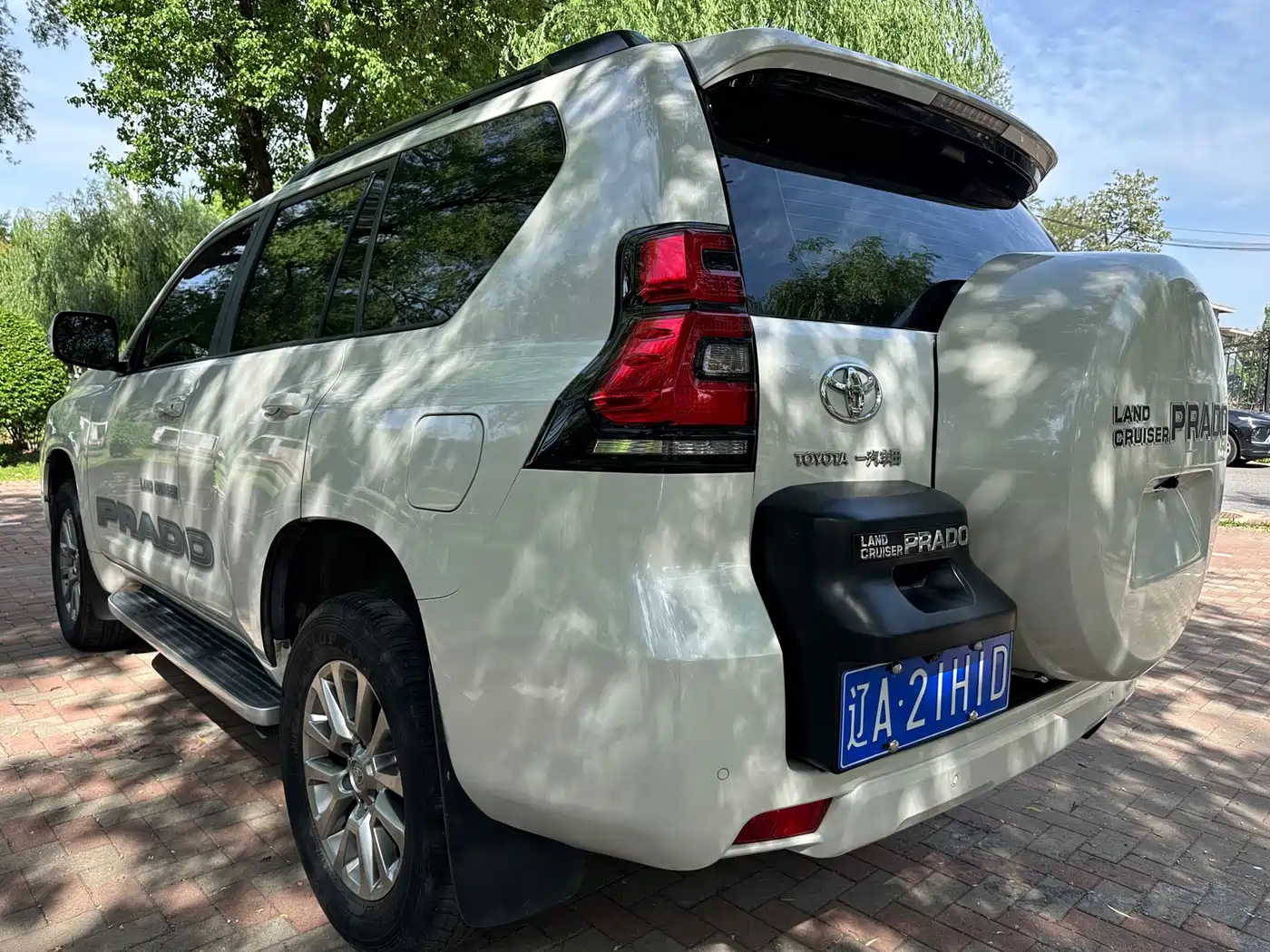 Toyota Prado 2018 3.5L Automatic TX-L Rear-mounted Spare Tire фото 7