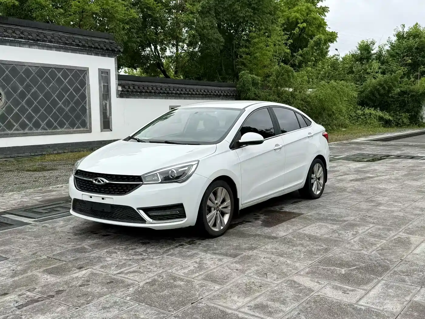 Фото 1 - Chery Arrizo 5
