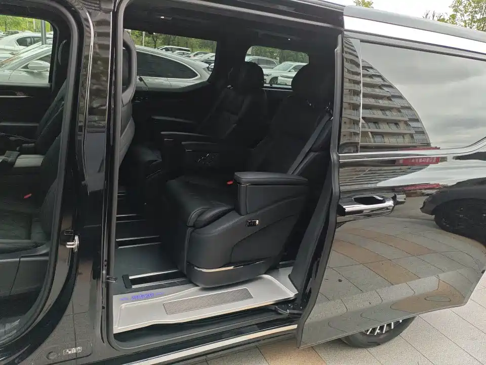 ZEEKR 009 2025 2024 7-Seat Aisle Version 108kWh