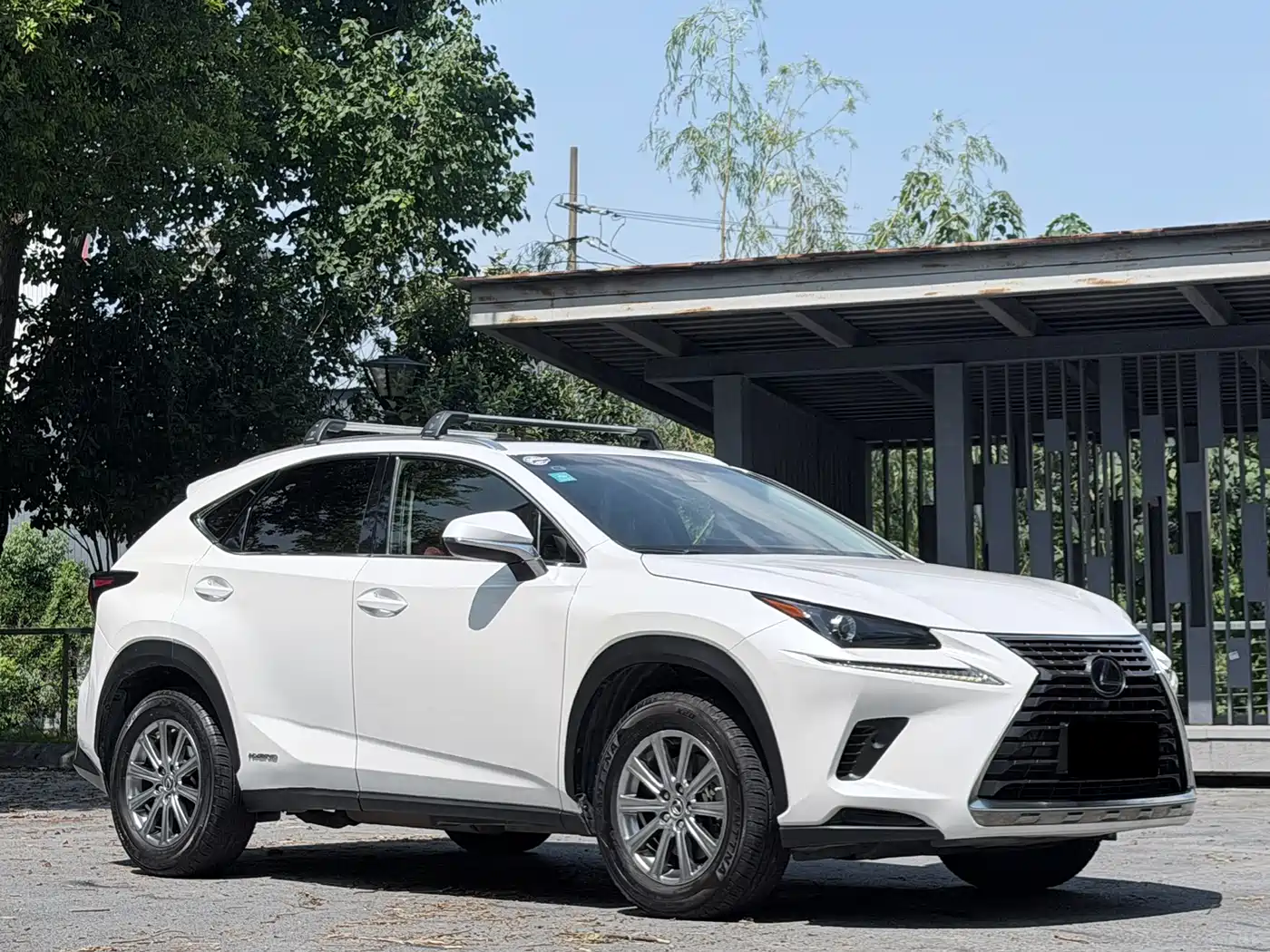 Photo 3 - Lexus NX