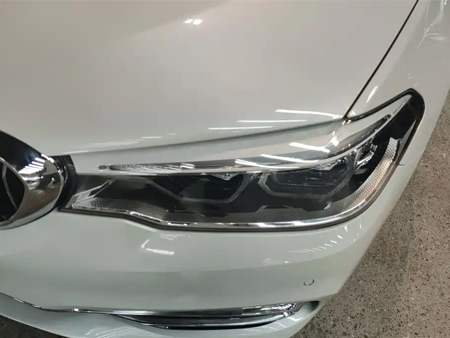 BMW 5 Series New Energy 2019 530Le Luxury Package фото 5