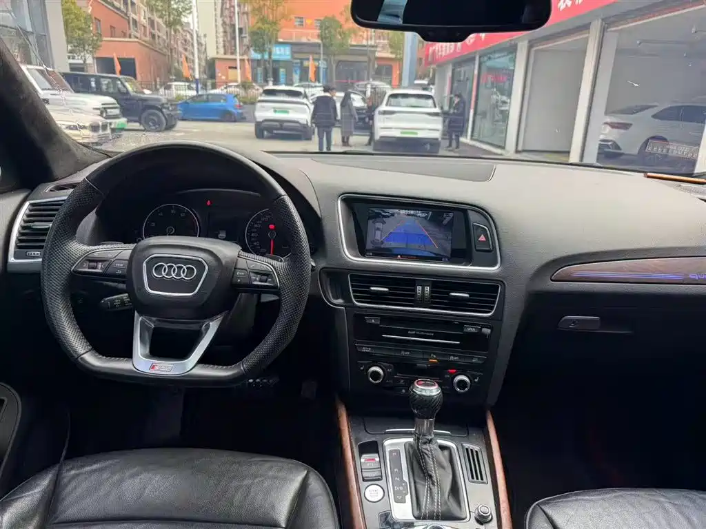 Audi Q5 (Import) 2013 45 TFSI quattro Sport фото 6