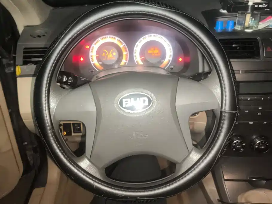 BYD L3 2011 2011 New Edge 1.5L Manual Comfort