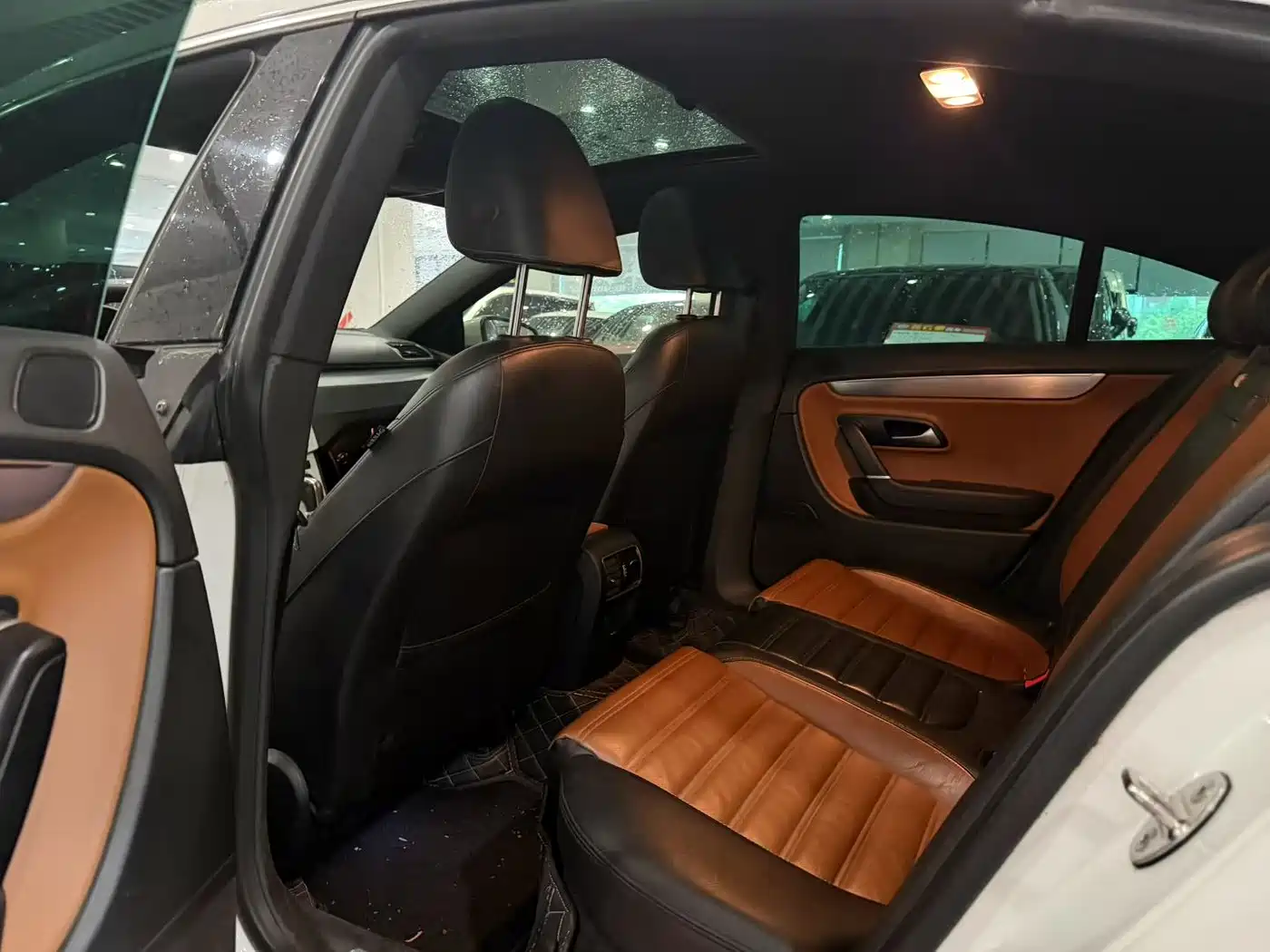 Volkswagen FAW-Volkswagen CC 2015 1.8TSI Luxury фото 7