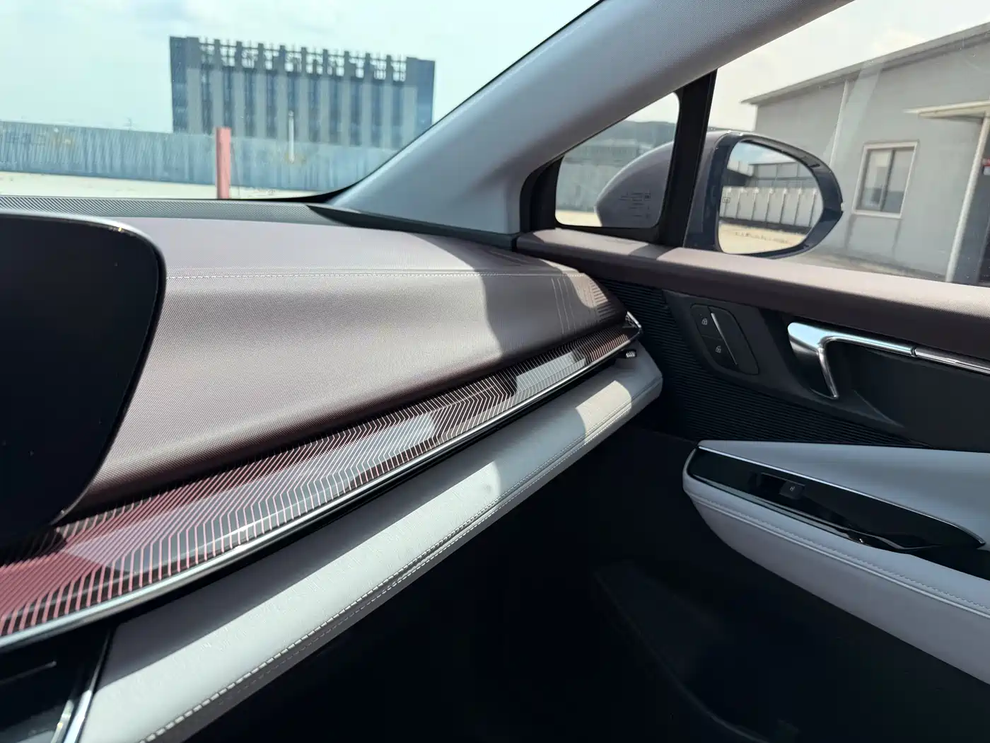 Buick E4 2023 Model Premium Edition фото 25