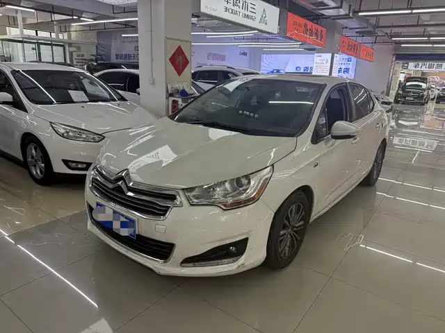 Citroën Citroën C4L 2015 1.2T Automatic Luxury Edition