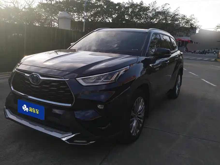 Toyota Highlander 2022 Dual Engine 2.5L 4WD Supreme Edition 7-Seater