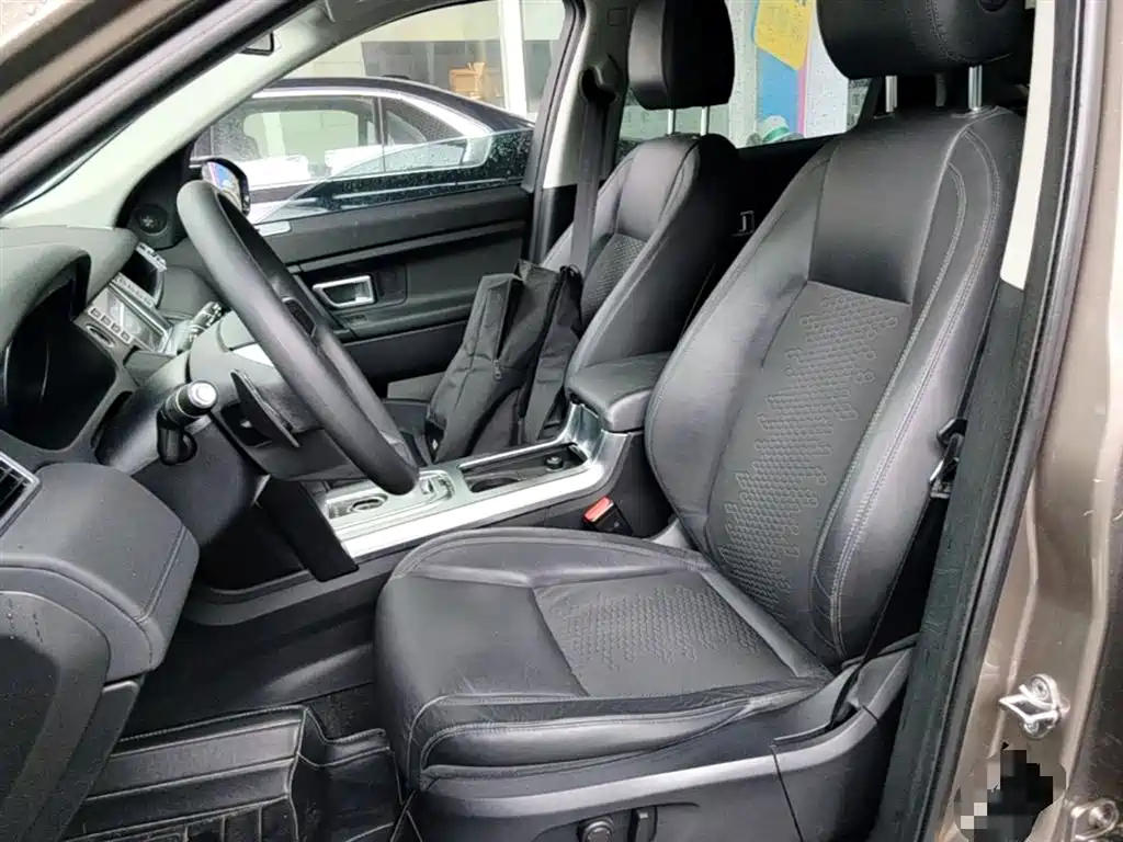 Land Rover Discovery Sport 2017 2.0T PURE фото 22