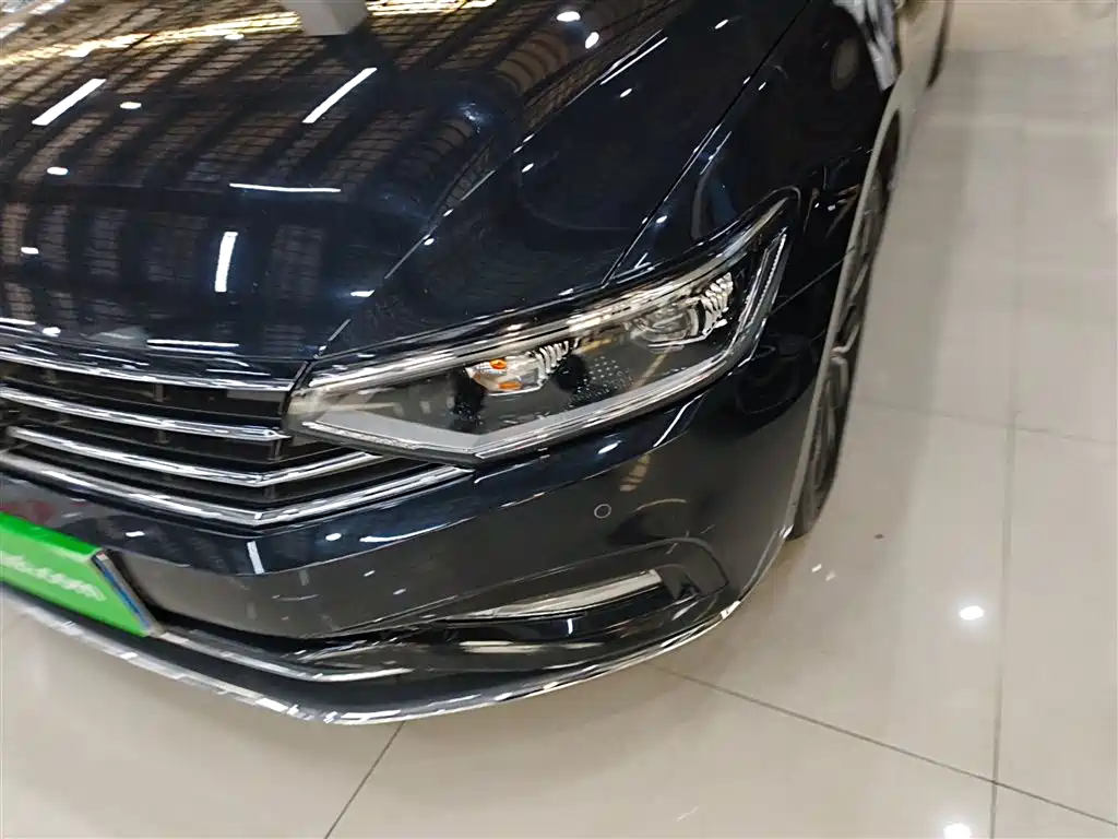 Volkswagen Magotan 2020 330TSI DSG Leading фото 18