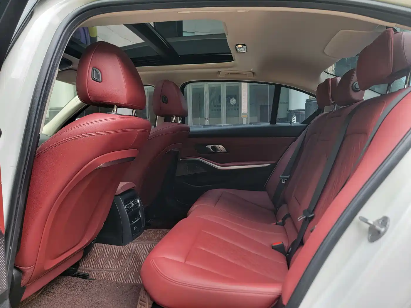 BMW i3 2024 eDrive 35 L фото 8