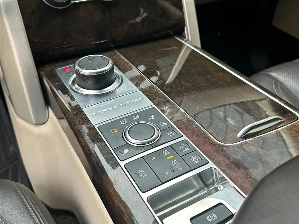 Land Rover Range Rover 2014 3.0 SC V6 Vogue фото 8