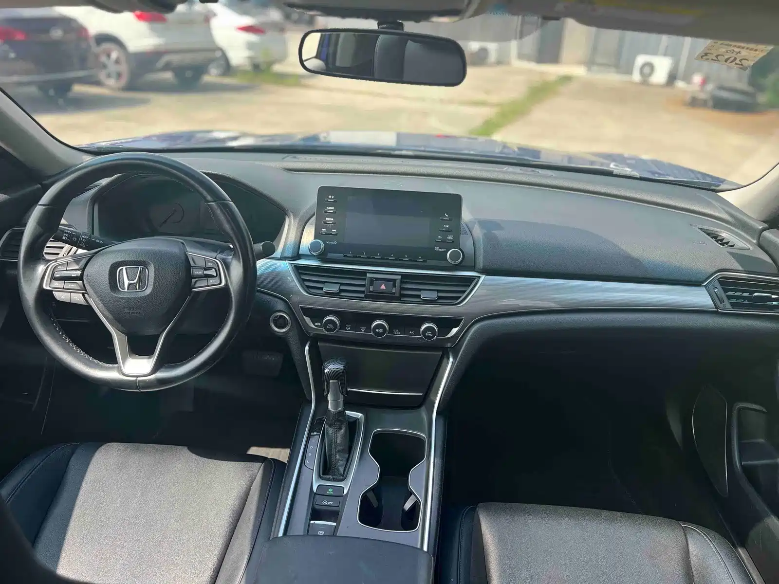 Фото 7 - Honda Accord