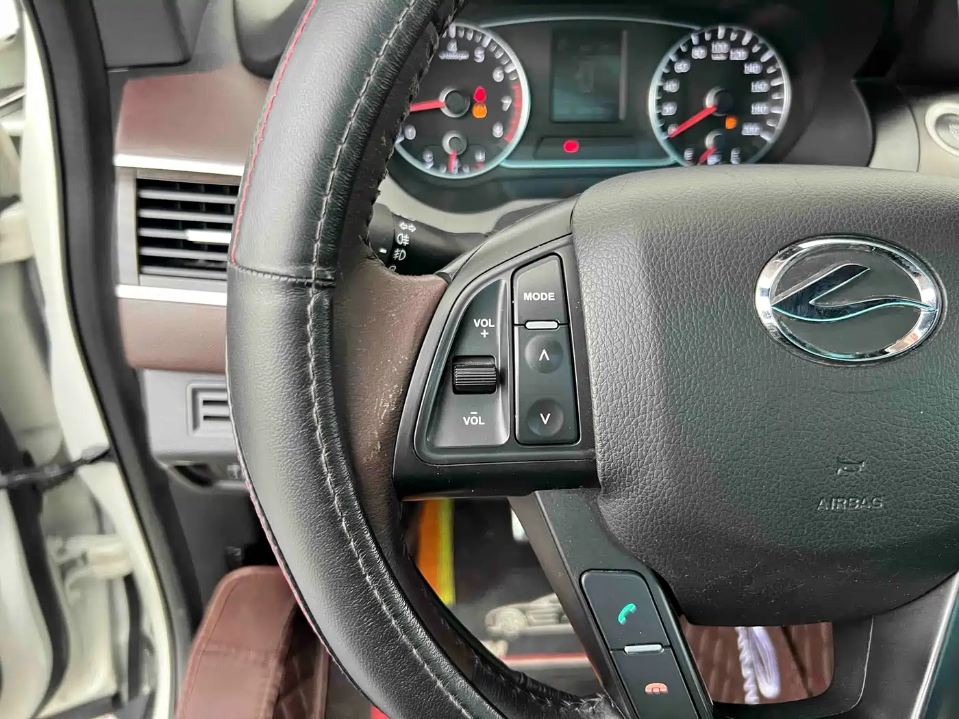 Landwind X7 2016 2015 2.0T Panoramic Flagship Edition