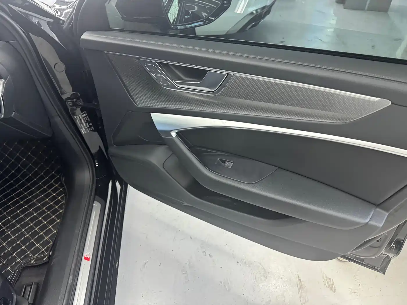 Audi A6L 2024 40 TFSI Luxury Dynamic фото 7