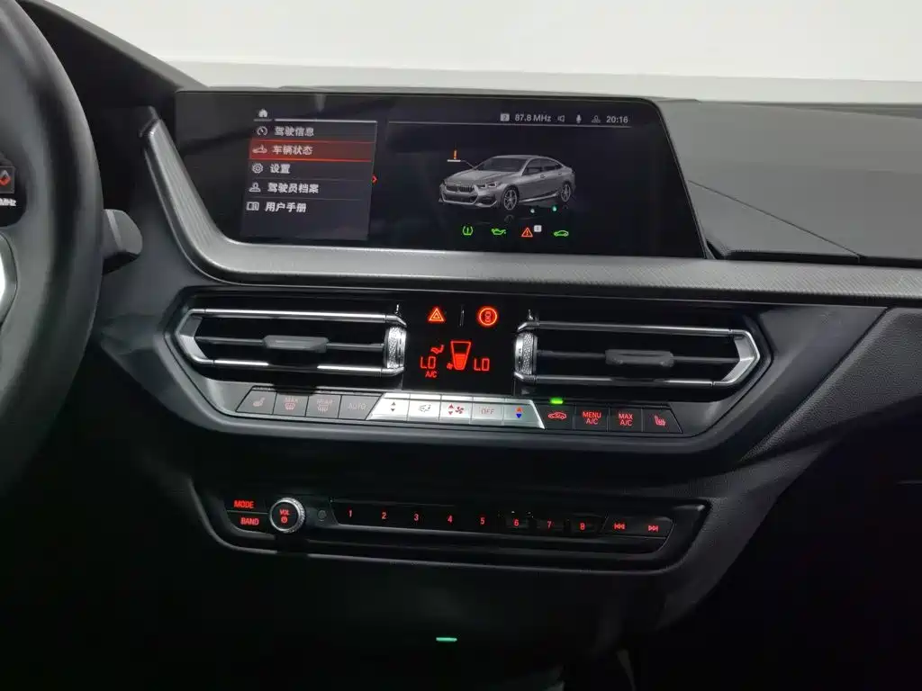 Фото 12 - BMW 2 Series (Import)