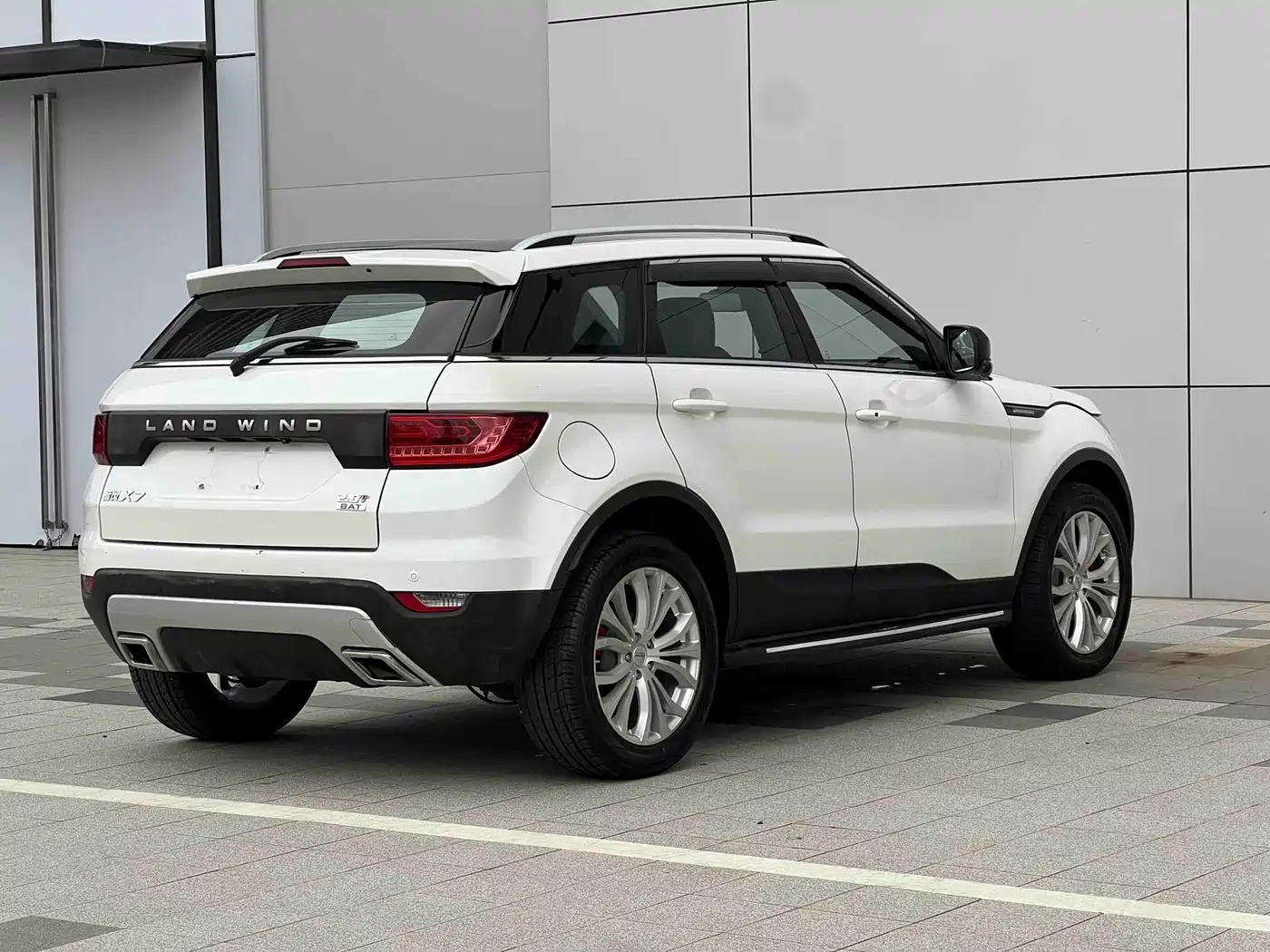 Landwind X7 2016 2015 2.0T Panoramic Flagship Edition