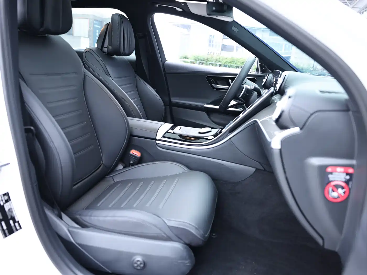 Mercedes-Benz C-Class 2023 Facelift C 260 L Night Sport Edition фото 19
