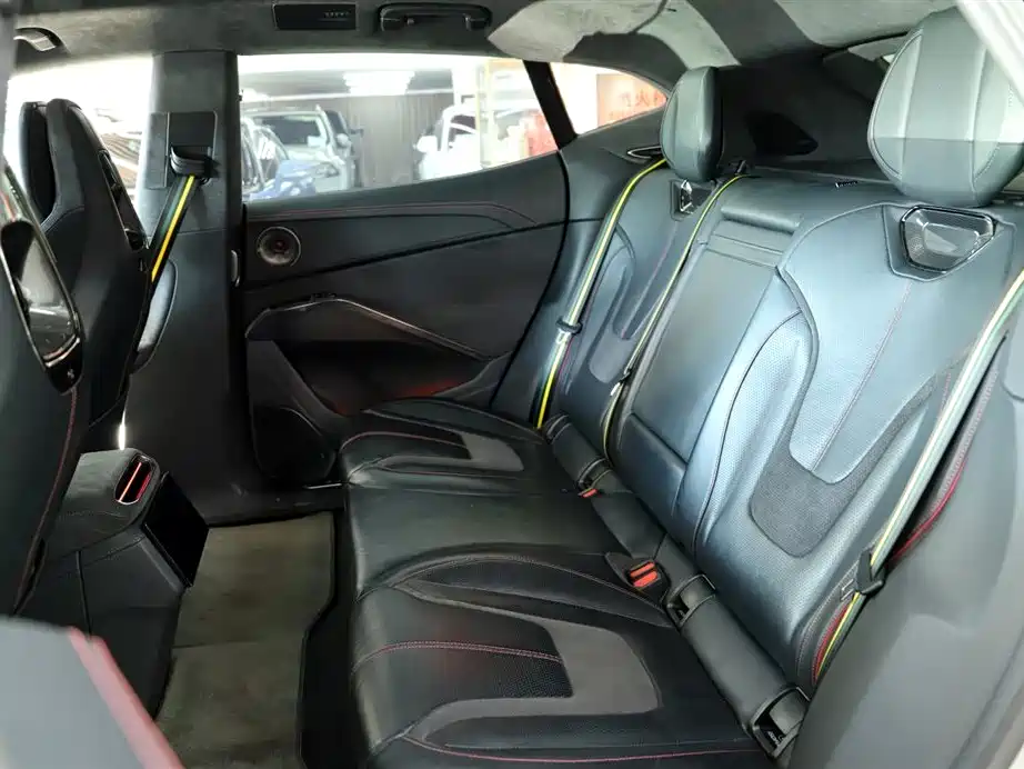 LOTUS SPORTS CAR ELETRE