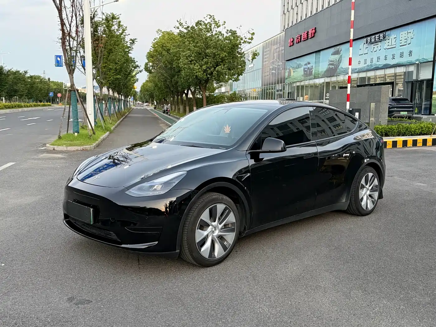 Tesla Model Y 2023 Rear-Wheel Drive Edition