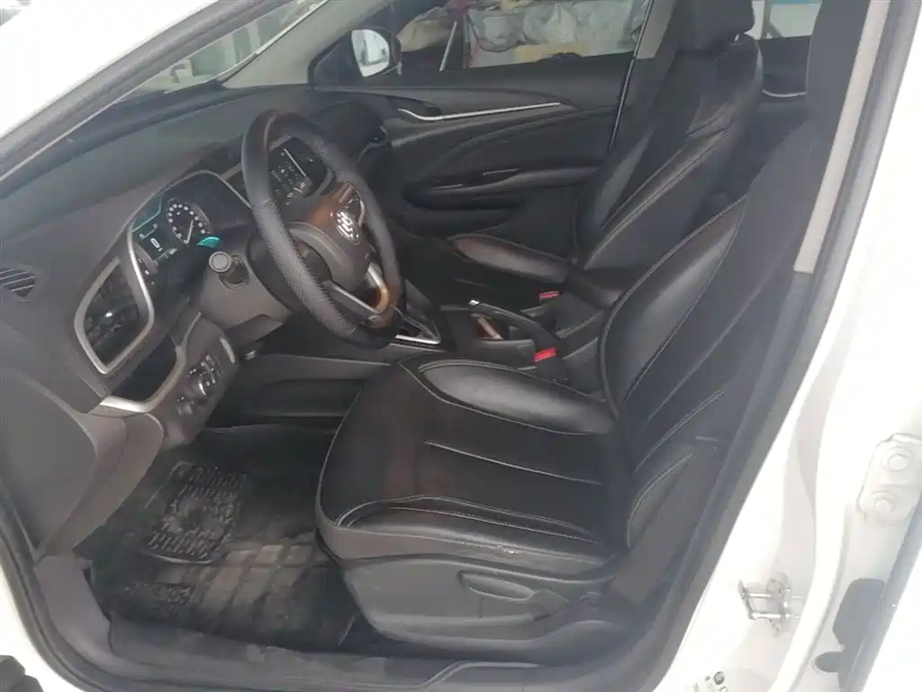 Buick Excelle 2017 15N Automatic Luxury фото 15