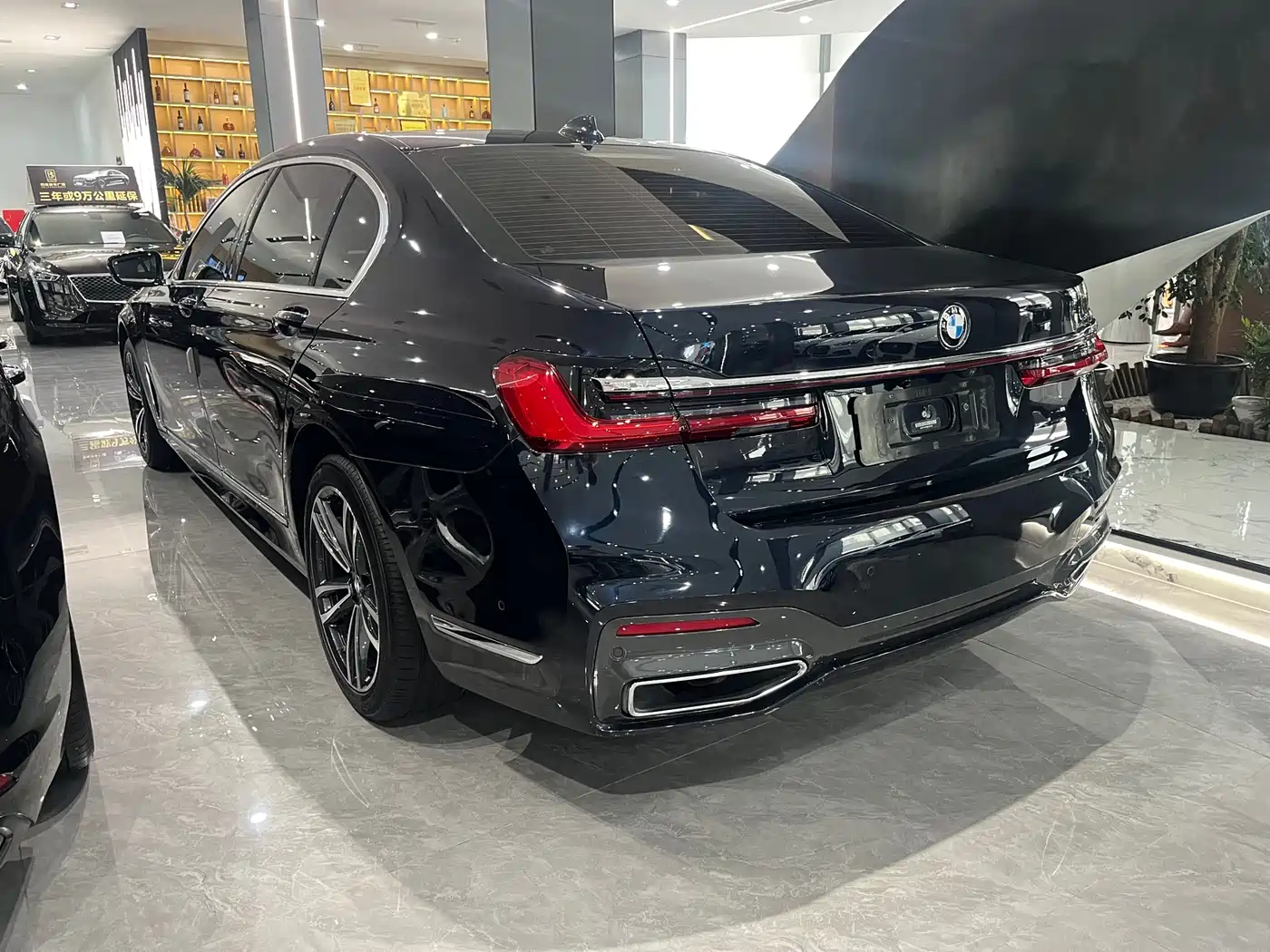 BMW 7 Series 2021 Model 730Li M Sport Package фото 8