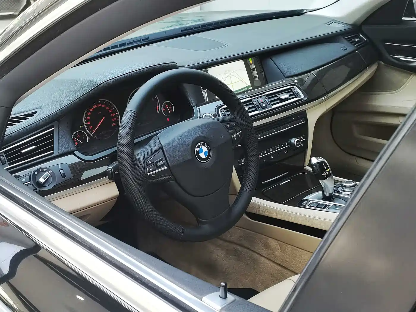 BMW 7 Series 2011 730Li Elegance фото 11