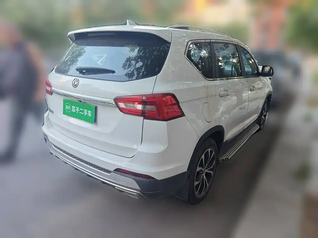 Dongfeng Fengxing Jingyi X5 2017 2017 1.6L CVT Luxury