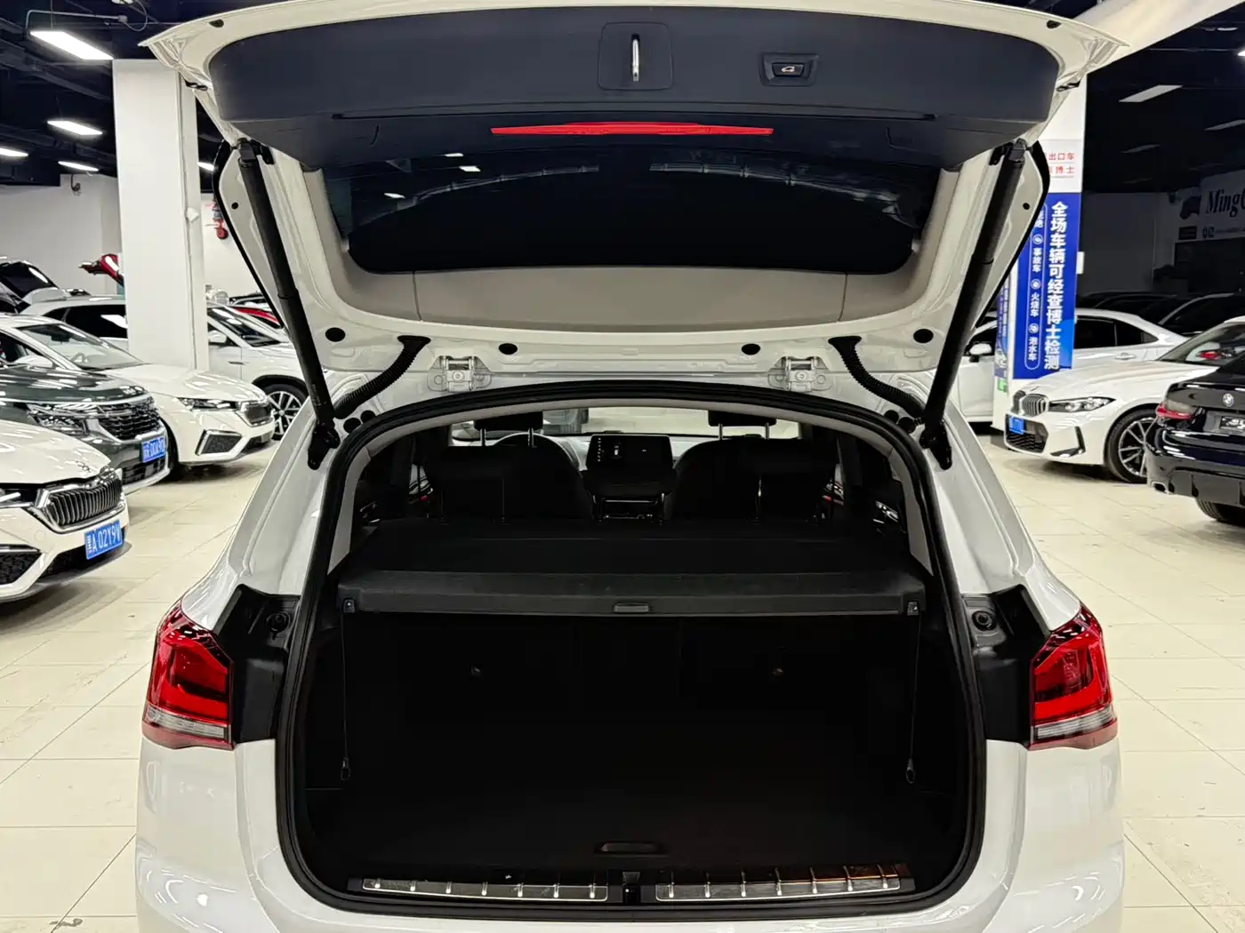 BMW X1 2022 sDrive20Li Premium фото 20
