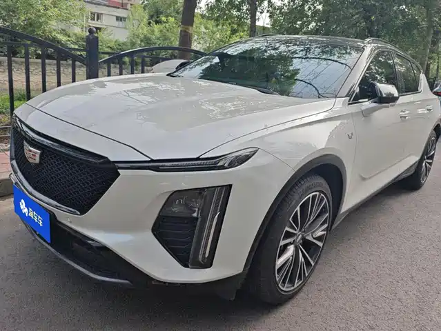 Cadillac Cadillac GT4 2023 25T Premium Edition
