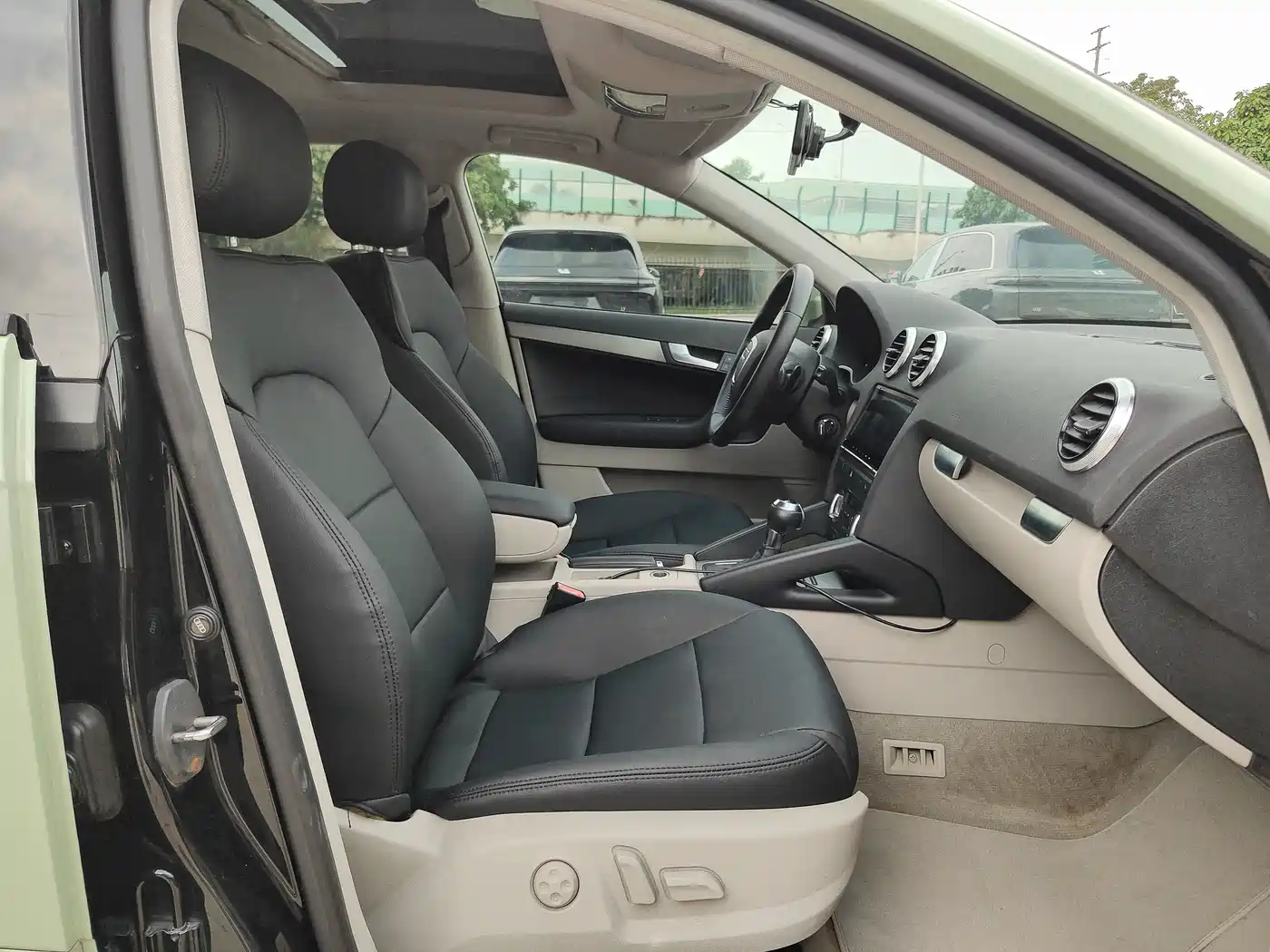 Audi A3 (Import) 2011 2010 Sportback 1.8T Luxury Model