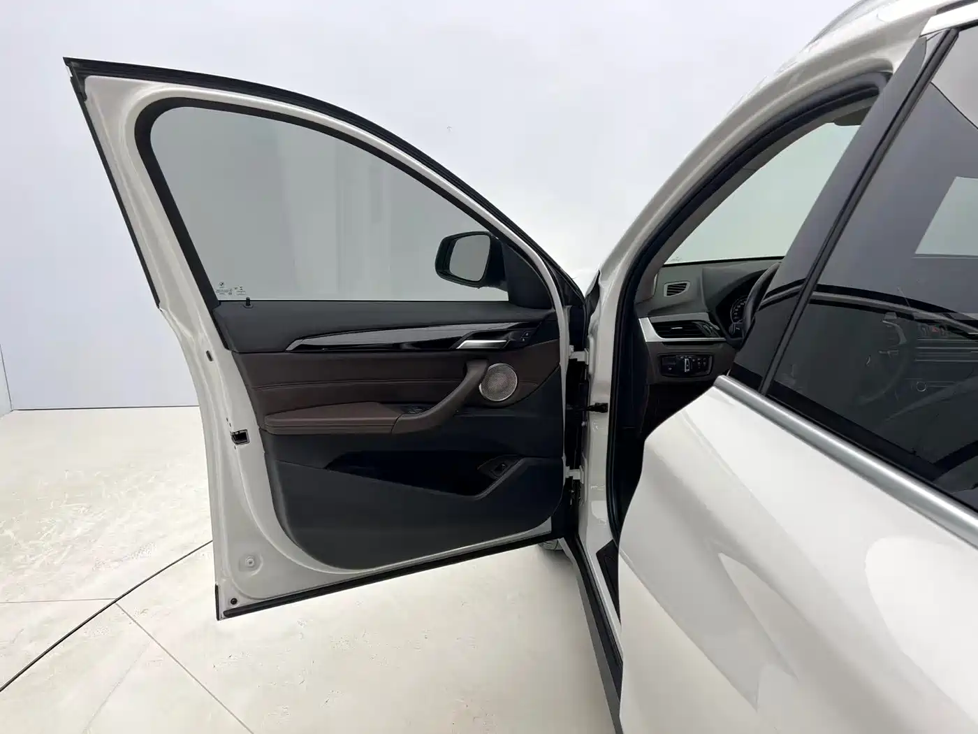 BMW X1 2021 sDrive20Li Fashion фото 21