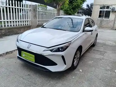 Roewe i5