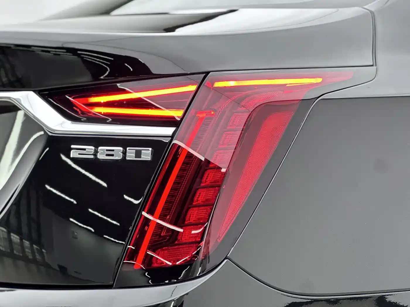 Cadillac CT6 2022 28T Luxury фото 12