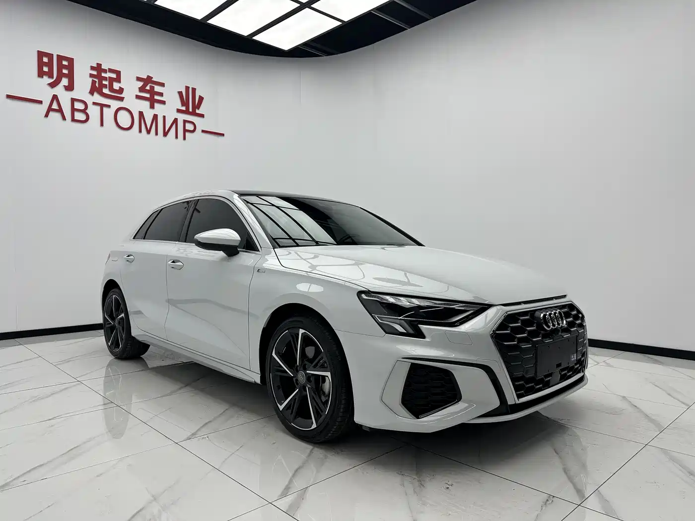 Audi A3 2022 Sportback 35 TFSI Style Sport фото 3