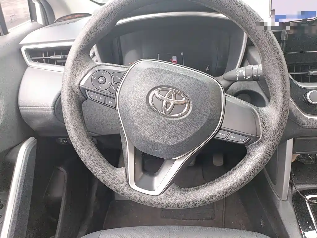 Photo 11 - Toyota Frontlander
