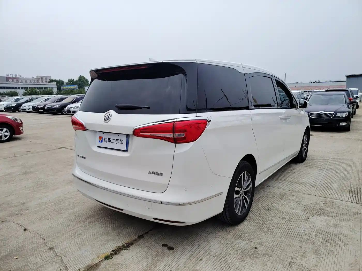 Buick GL8 2017 ES 28T Flagship China V фото 15